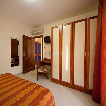 Al.pa. Hotel 3*